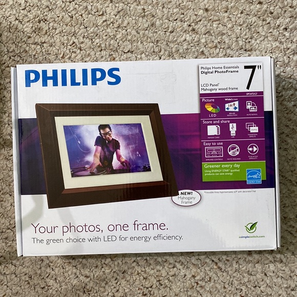 Philips 7-Inch Digital Photo Frame SPF3470/G7 $68 Mahogany in box - Picture 3 of 4
